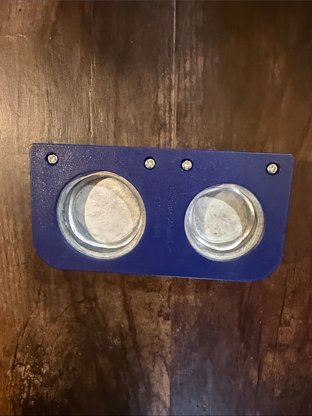 Creative Memories Blue and White Two-Size Circle Punch - Picture 2 of 2